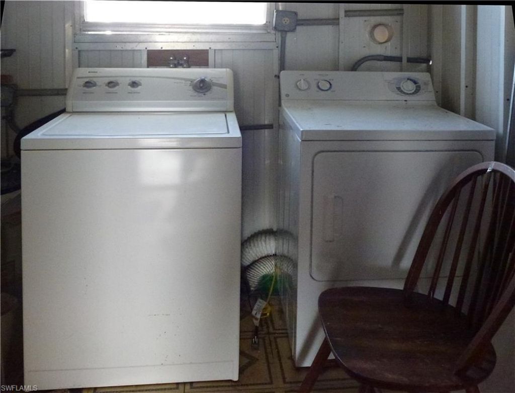 2820 Breezewood Dr, North Fort Myers, FL 33917 Photo