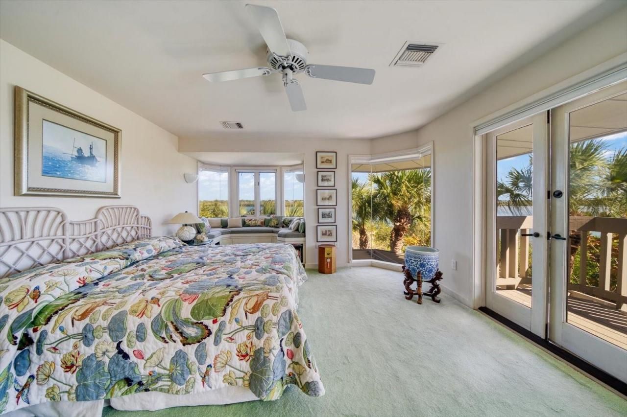 1198 Mandalay Point, Clearwater, FL 33767 Photo
