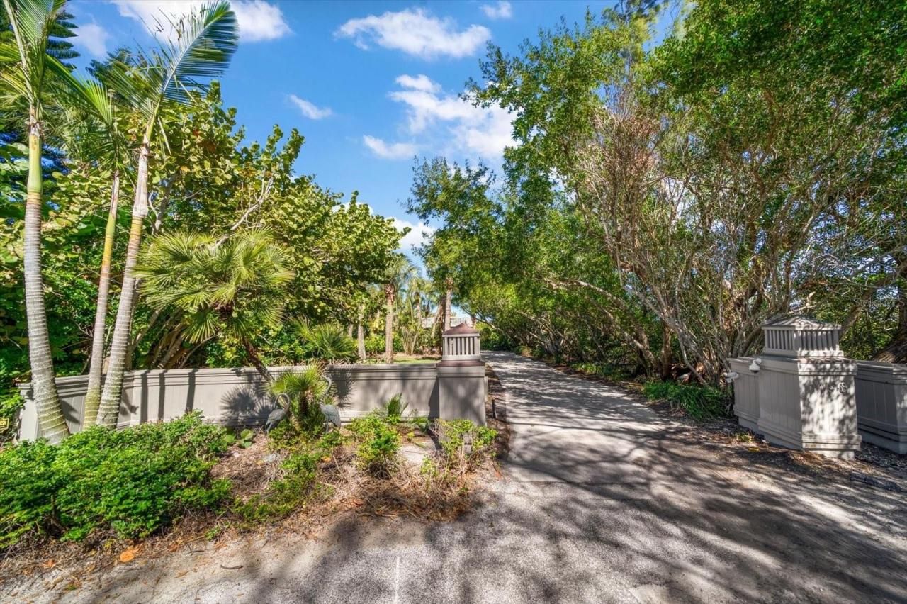 1198 Mandalay Point, Clearwater, FL 33767 Photo