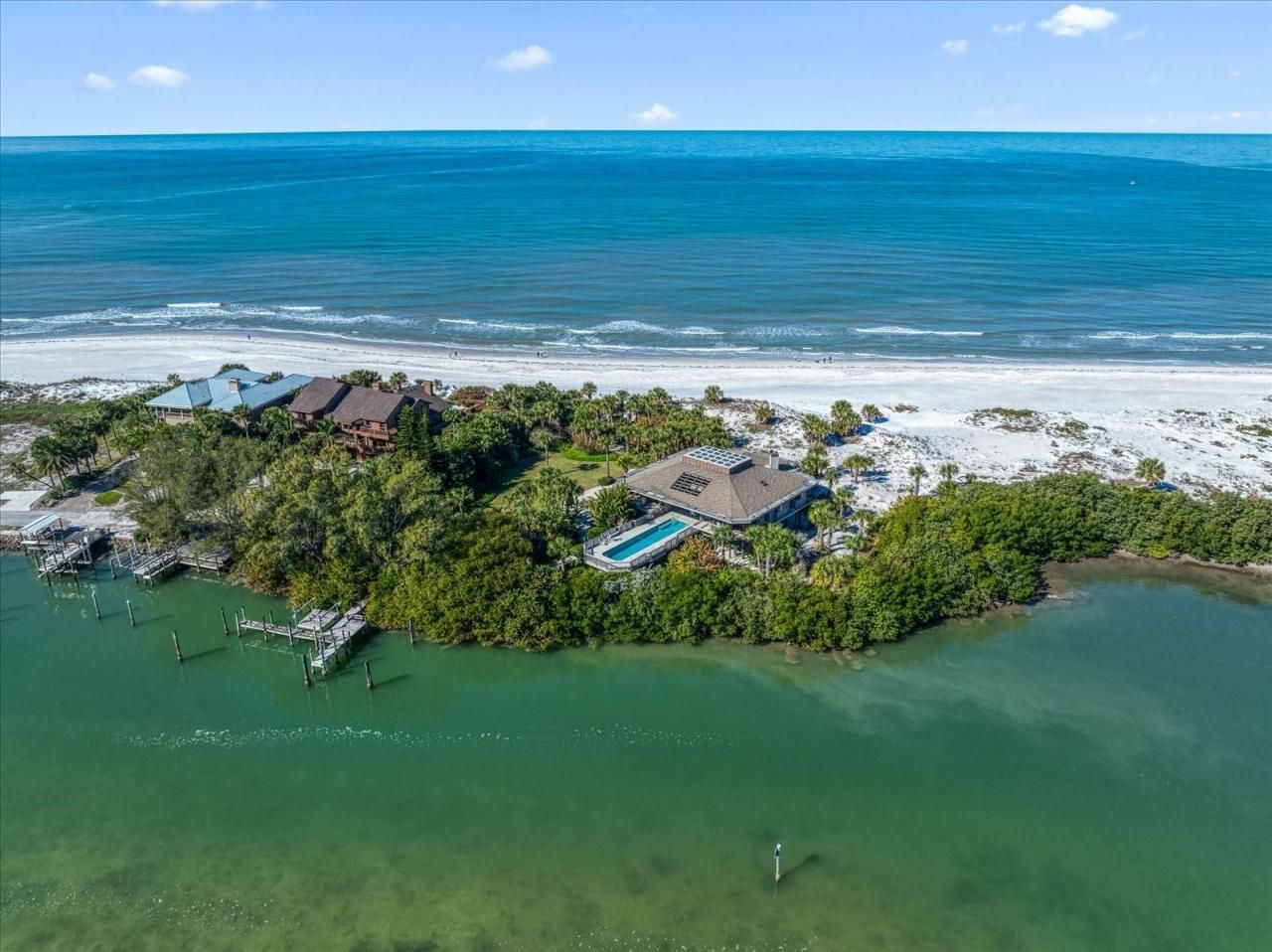 1198 Mandalay Point, Clearwater, FL 33767 Photo