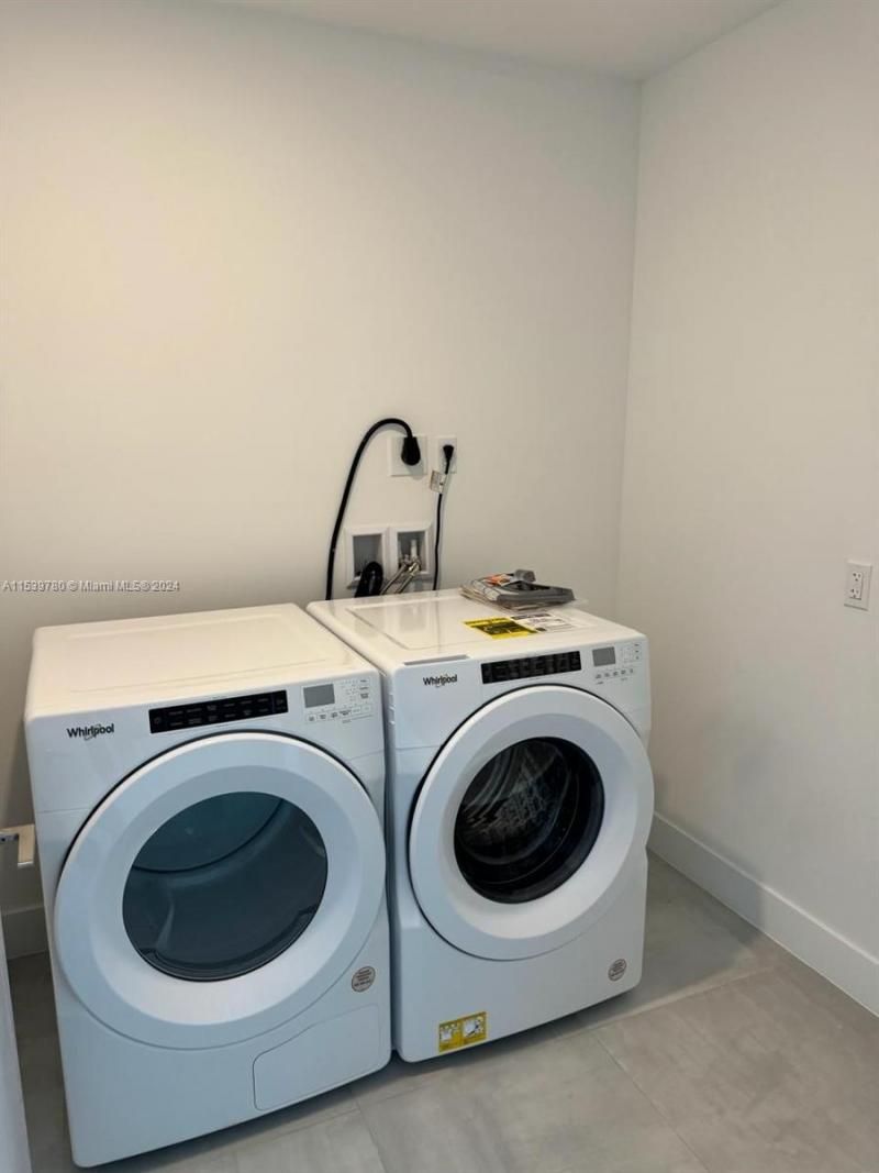 17550 Collins Avenue, Unit 701, Sunny Isles Beach, FL 33160 Photo