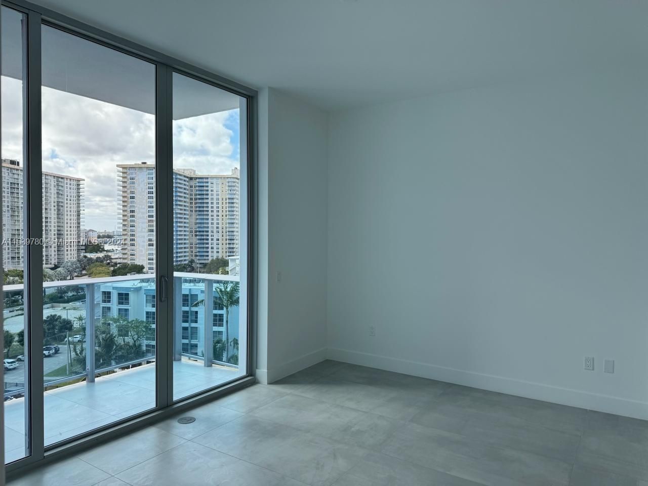 17550 Collins Avenue, Unit 701, Sunny Isles Beach, FL 33160 Photo
