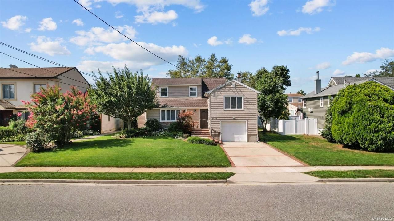 3432 Bayfield Boulevard, Oceanside, NY 11572 Main Photo