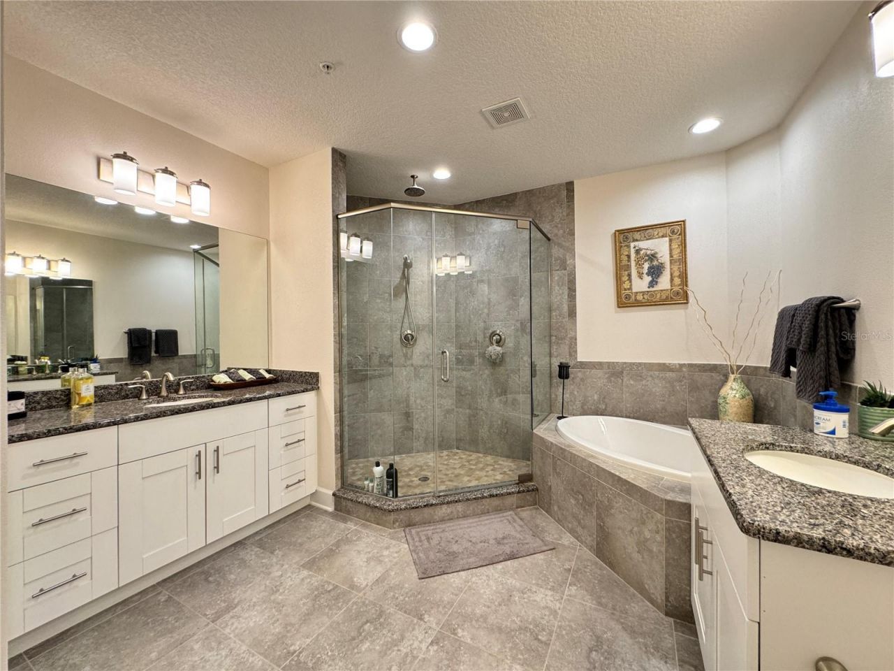 7710 34th Avenue W, Unit 202, Bradenton, FL 34209 Photo