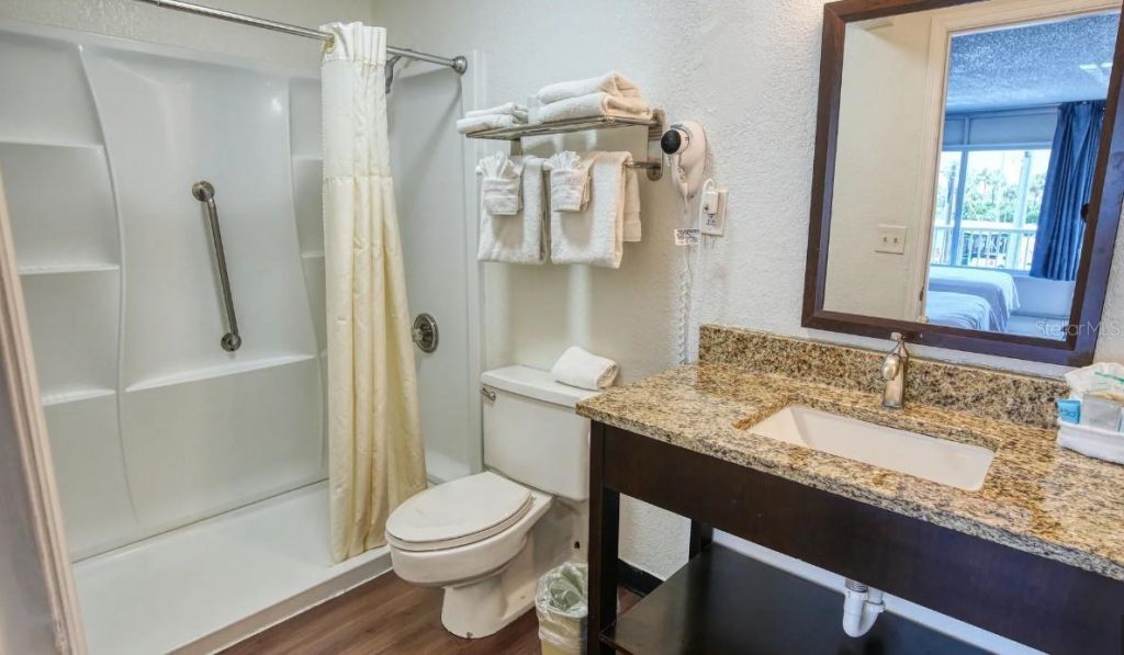 504 S Gulfview Boulevard, Clearwater, FL 33767 Photo