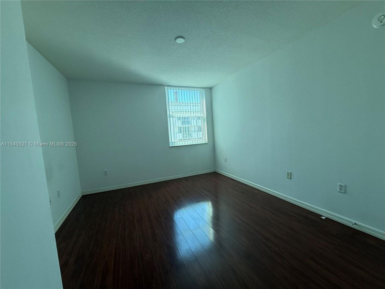 9201 Collins Ave, Unit 1023, Surfside, FL 33154 Photo