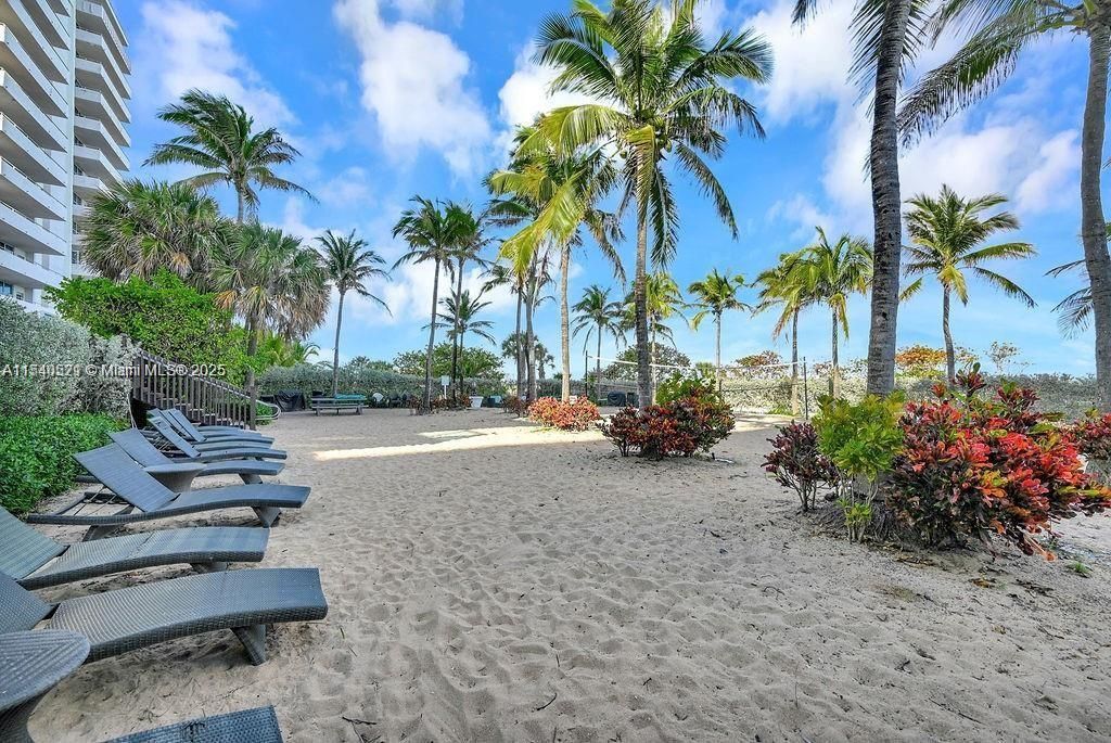 9201 Collins Ave, Unit 1023, Surfside, FL 33154 Photo