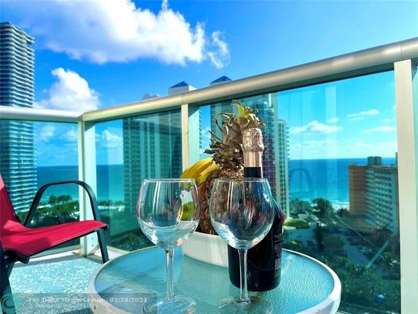 19370 Collins Avenue, Sunny Isles Beach, FL 33160