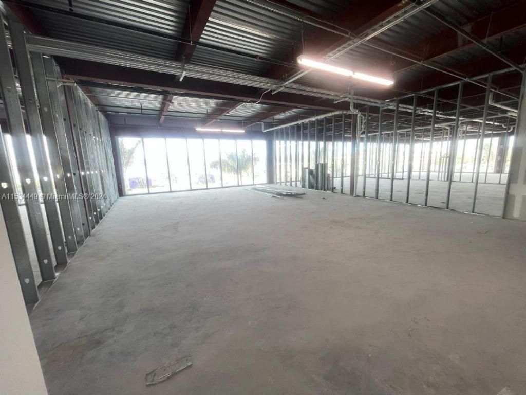 1006 E Hallandale Beach Blvd, Unit 4-206, Hallandale Beach, FL 33009 Photo