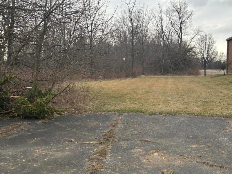 3736 Navarre Avenue, Oregon, OH 43616 Photo 4