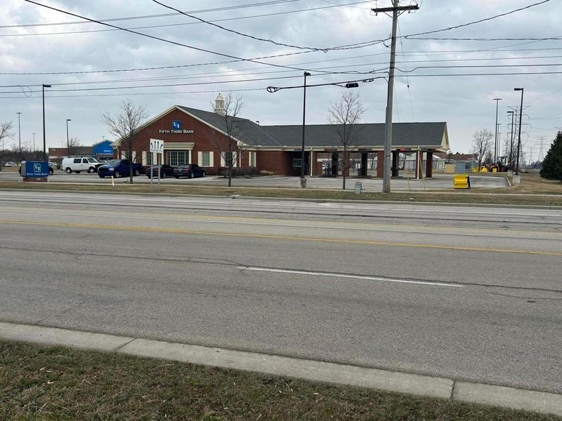 3736 Navarre Avenue, Oregon, OH 43616 Photo 6