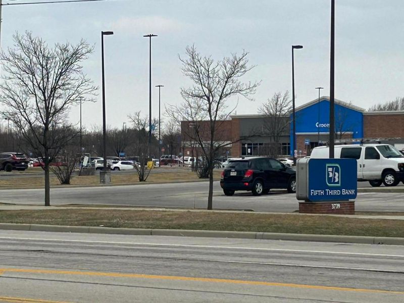 3736 Navarre Avenue, Oregon, OH 43616 Photo 7