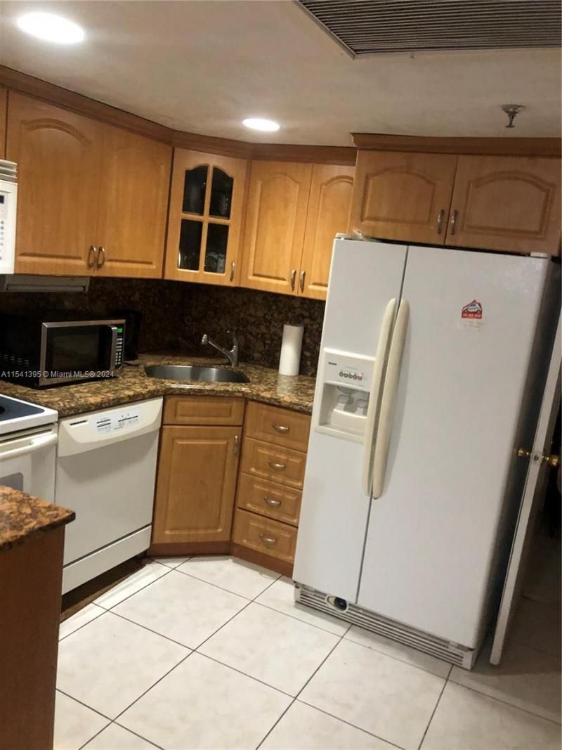 Please Call For Address, Unit TH-7, Miami Beach, FL 33140 Photo