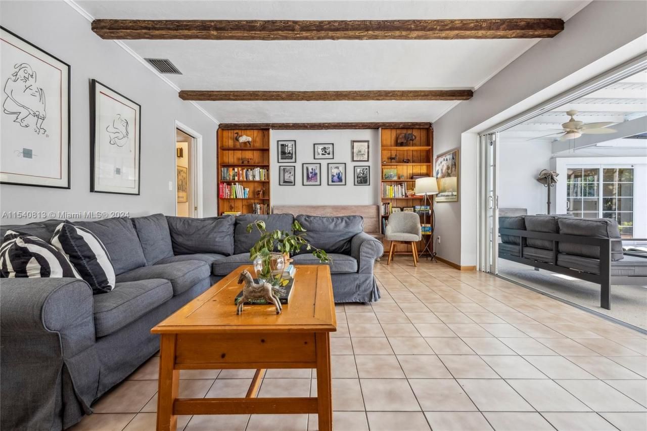 10130 SW 70th Ave, Pinecrest, FL 33156 Photo