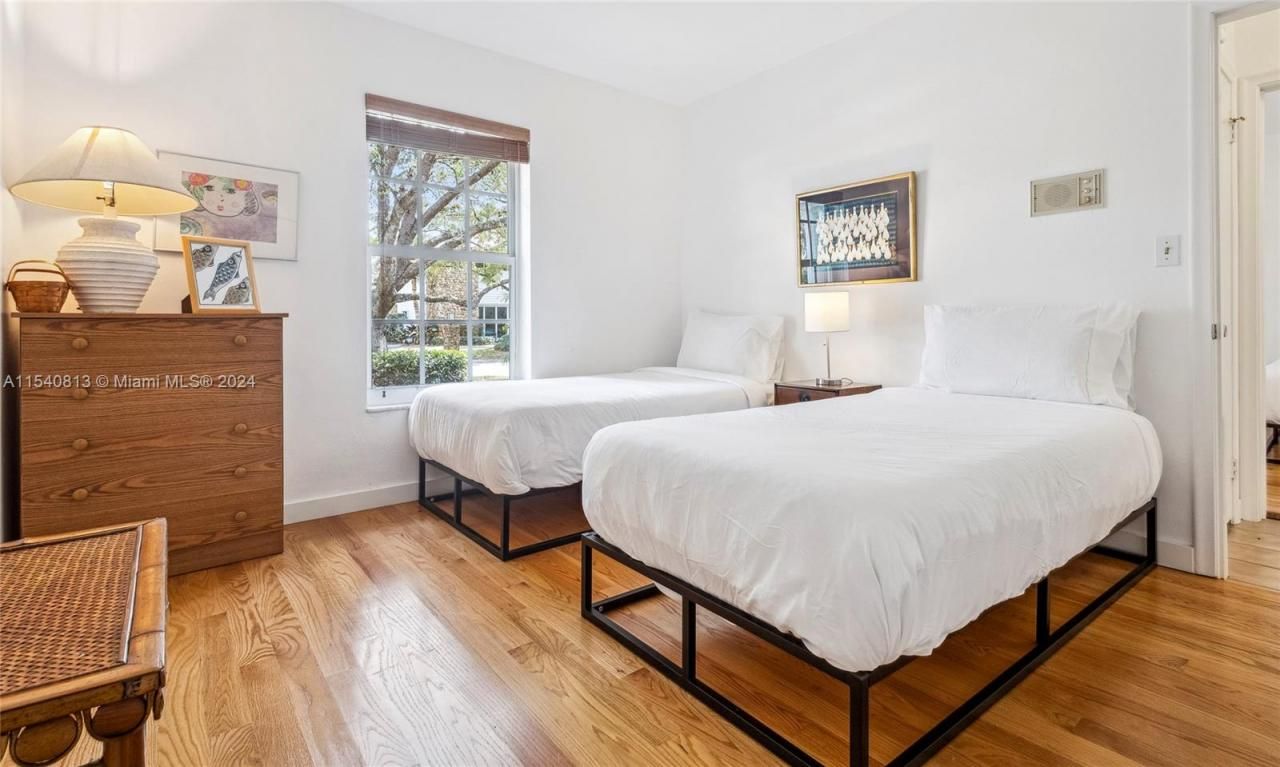 10130 SW 70th Ave, Pinecrest, FL 33156 Photo