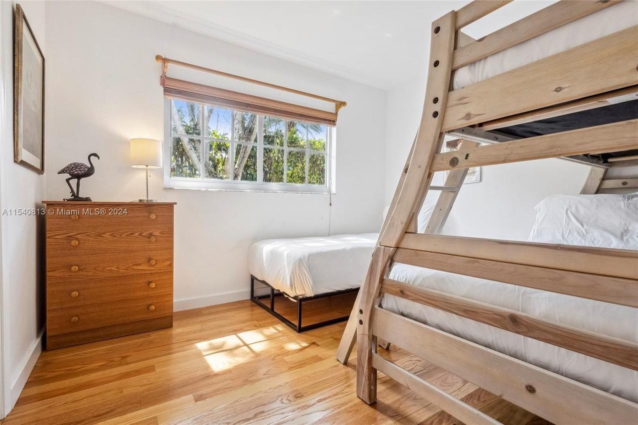 10130 SW 70th Ave, Pinecrest, FL 33156 Photo