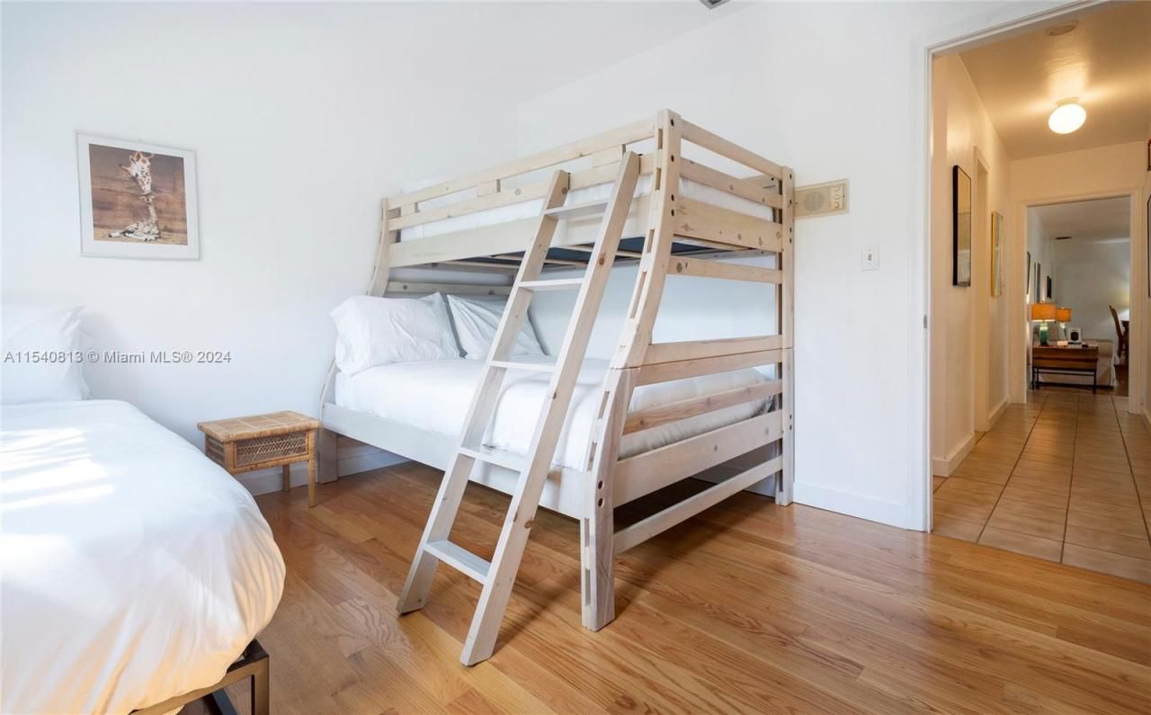 10130 SW 70th Ave, Pinecrest, FL 33156 Photo