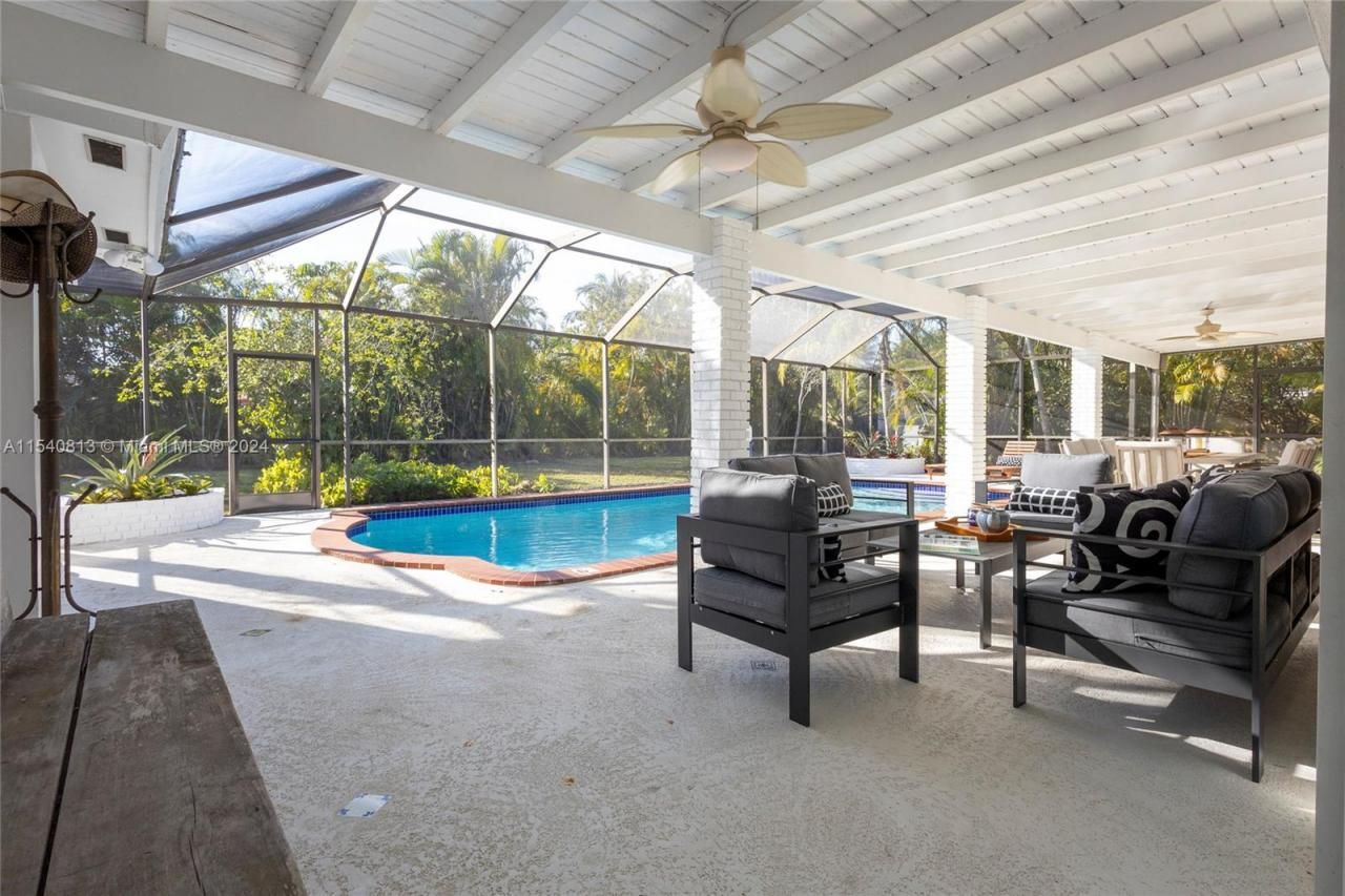 10130 SW 70th Ave, Pinecrest, FL 33156 Photo