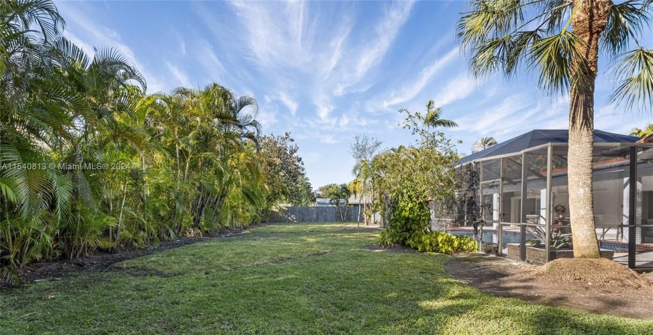 10130 SW 70th Ave, Pinecrest, FL 33156 Photo