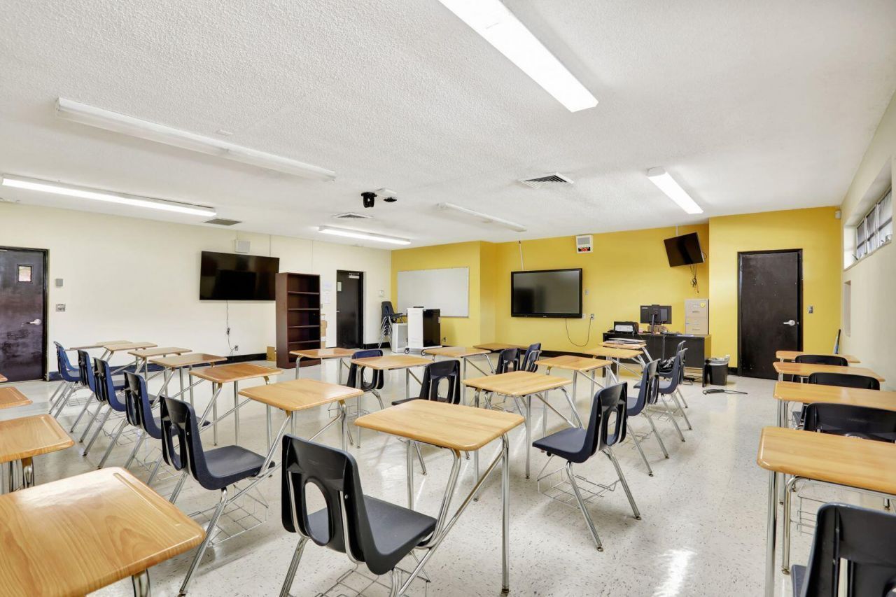 959 SE 6th Avenue, Deerfield Beach, FL 33441 Photo