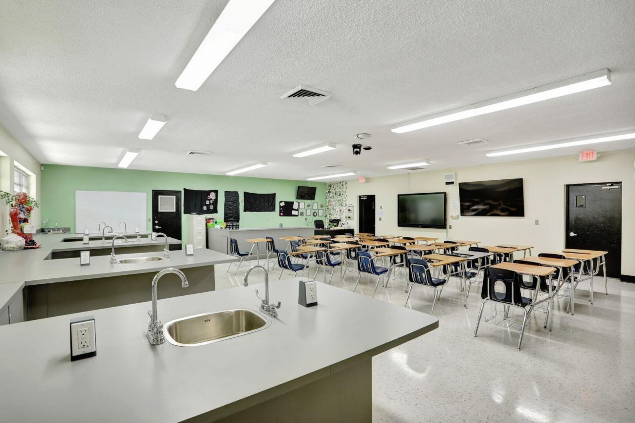 959 SE 6th Avenue, Deerfield Beach, FL 33441 Photo