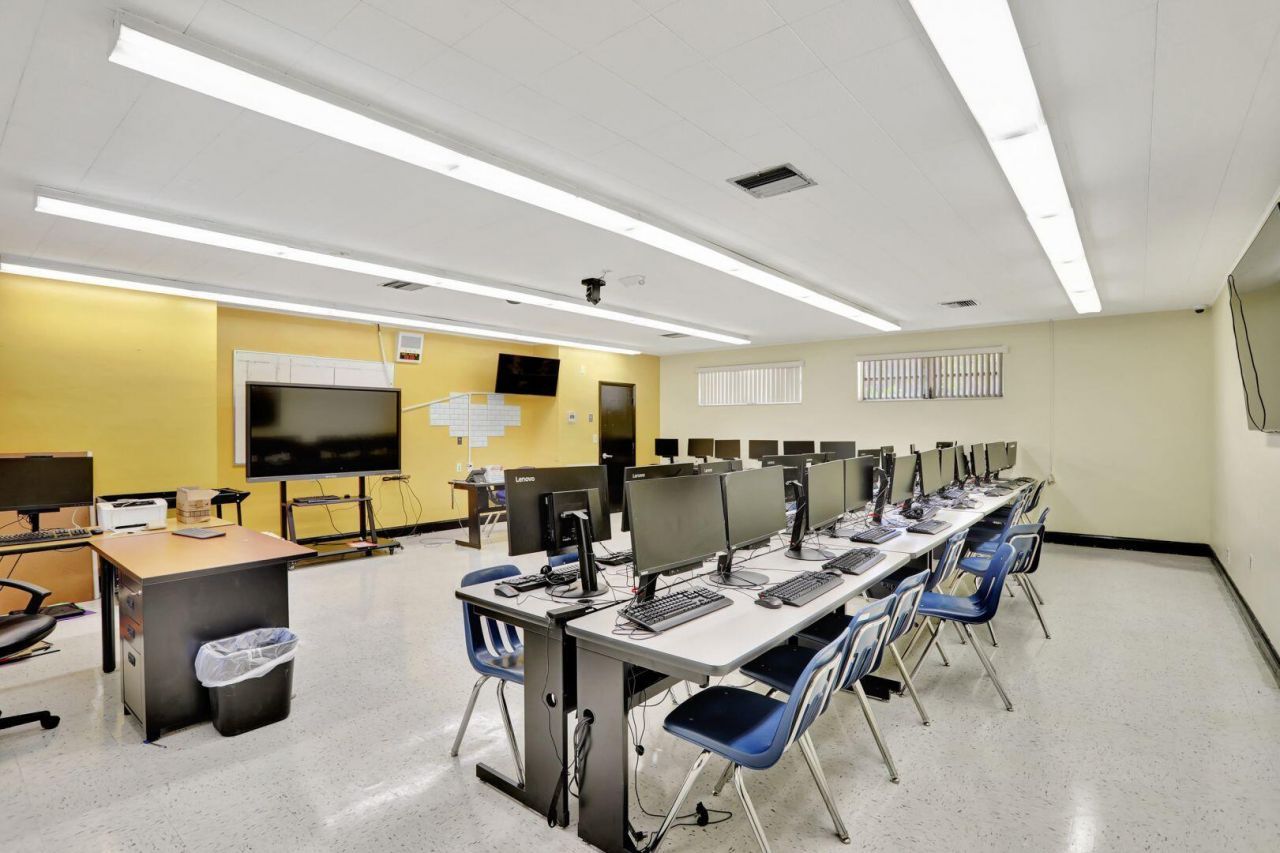 959 SE 6th Avenue, Deerfield Beach, FL 33441 Photo