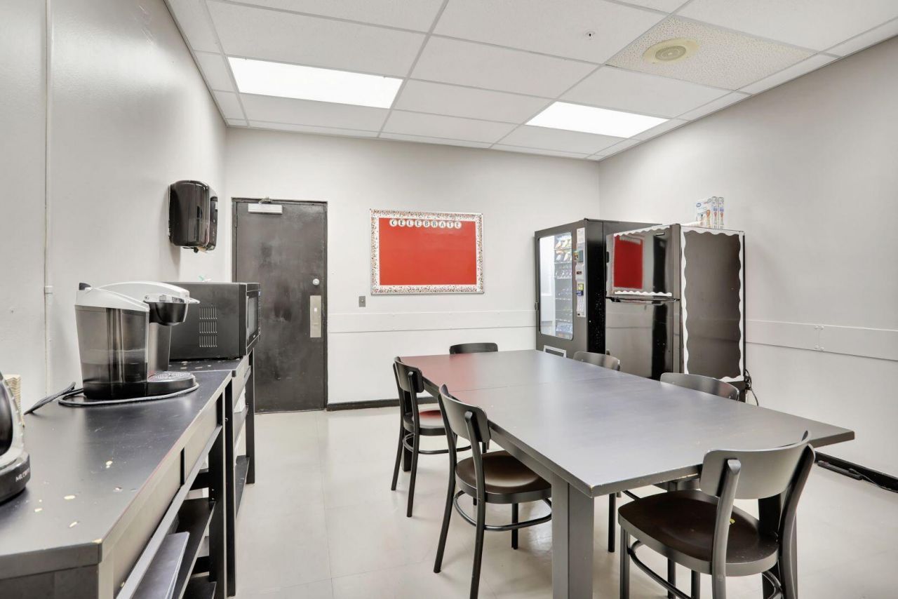 959 SE 6th Avenue, Deerfield Beach, FL 33441 Photo