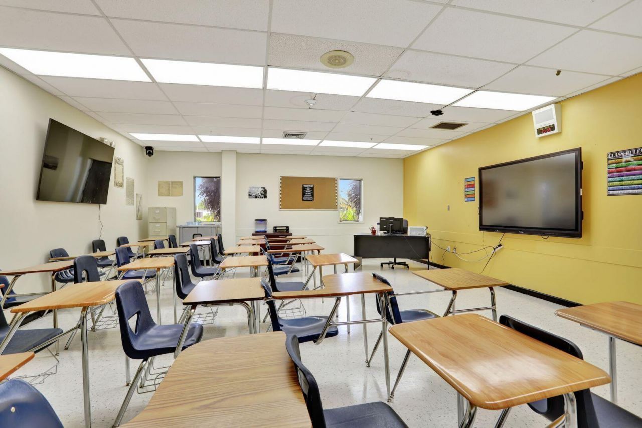 959 SE 6th Avenue, Deerfield Beach, FL 33441 Photo