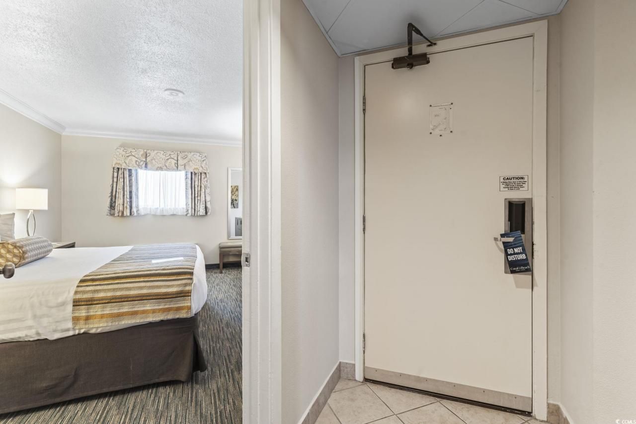 1105 S Ocean Blvd. Photo 7