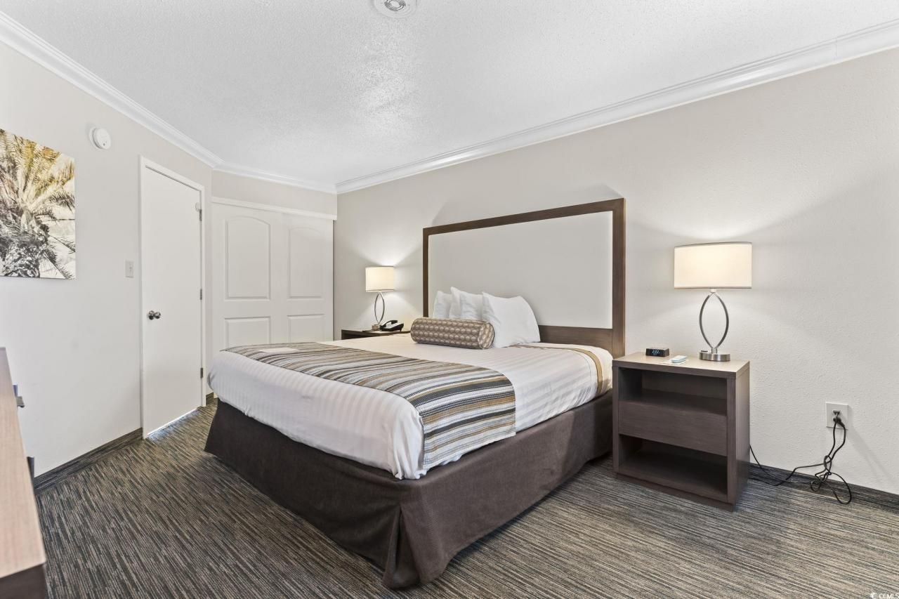 1105 S Ocean Blvd. Photo 9