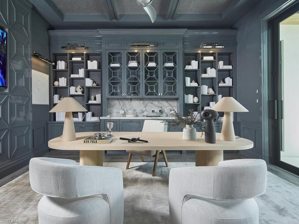 595 16th Ave S, Naples, FL 34102 Photo