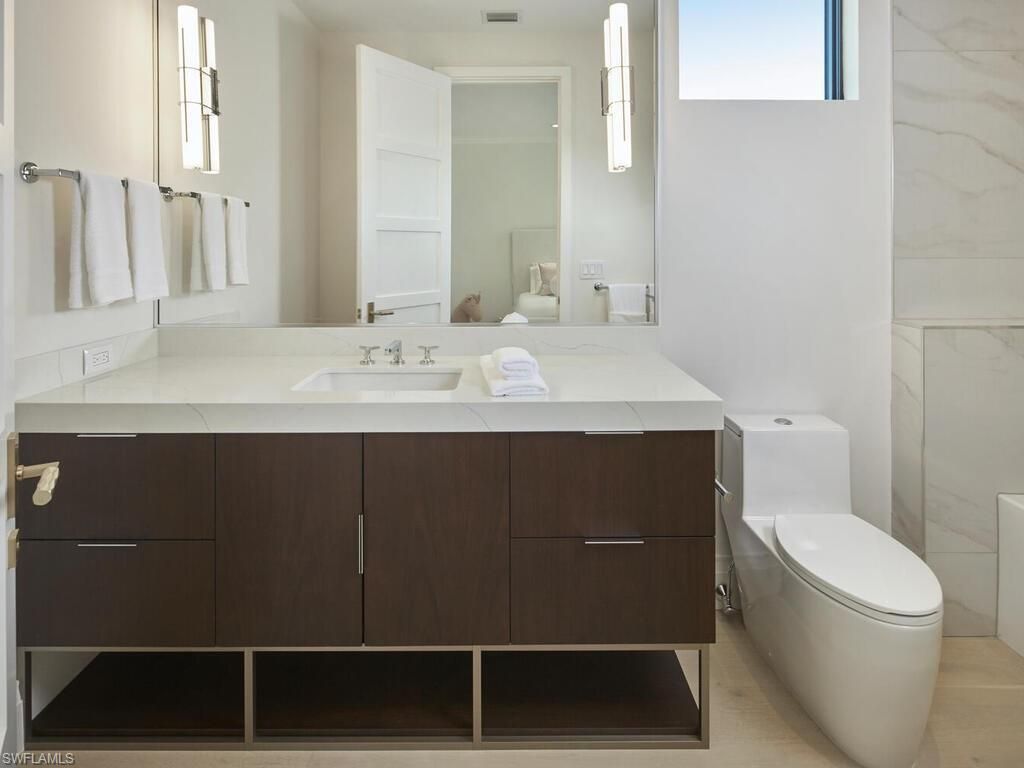 595 16th Ave S, Naples, FL 34102 Photo