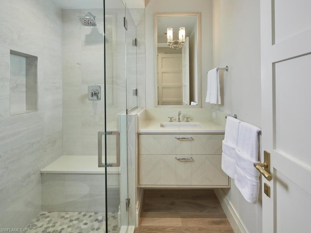 595 16th Ave S, Naples, FL 34102 Photo