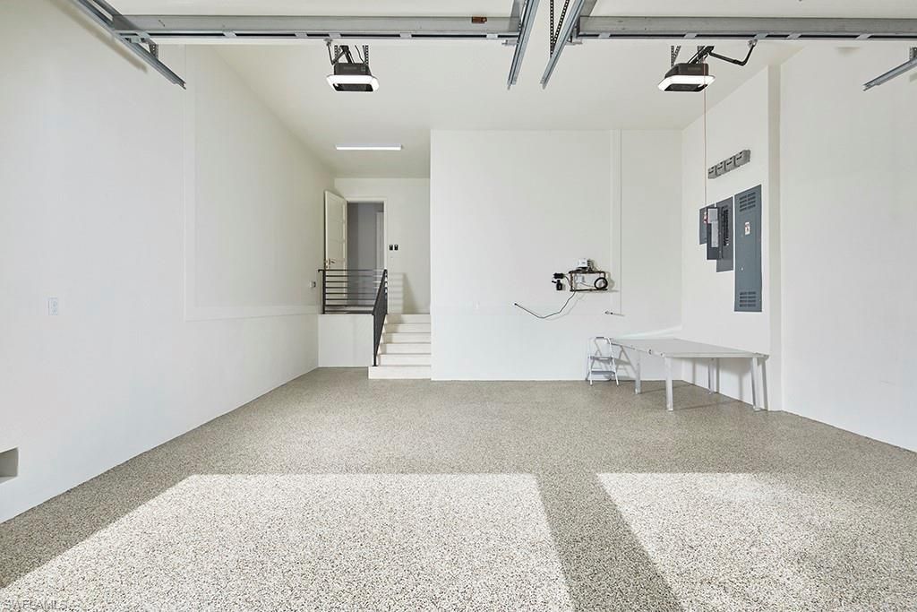 595 16th Ave S, Naples, FL 34102 Photo