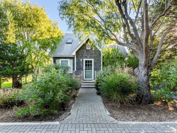 38 Homesite Avenue, Seaview, NY 11770