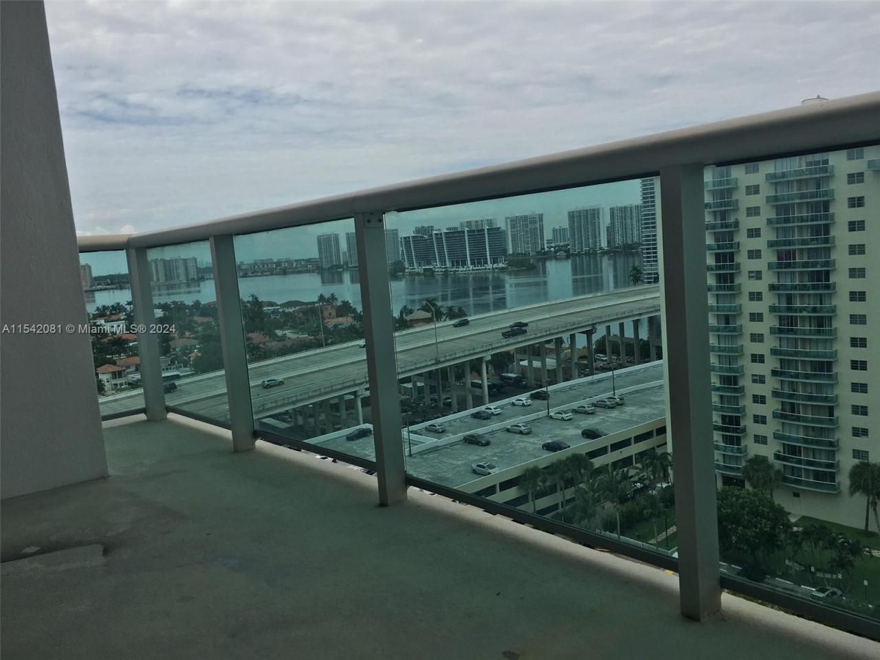 19380 Collins Ave, Unit 1515, Sunny Isles Beach, FL 33160 Photo