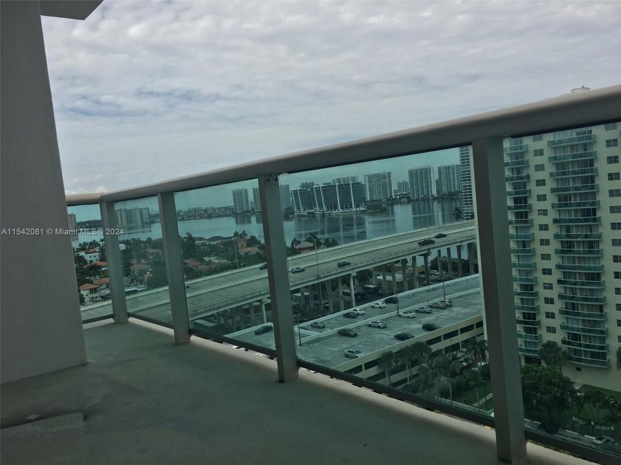 19380 Collins Ave, Unit 1515, Sunny Isles Beach, FL 33160 Photo