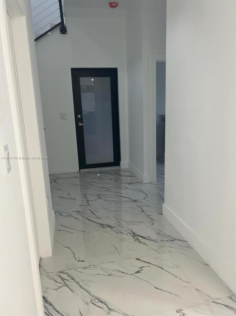 5455 SW 60 Ct, Miami, FL 33155 Photo