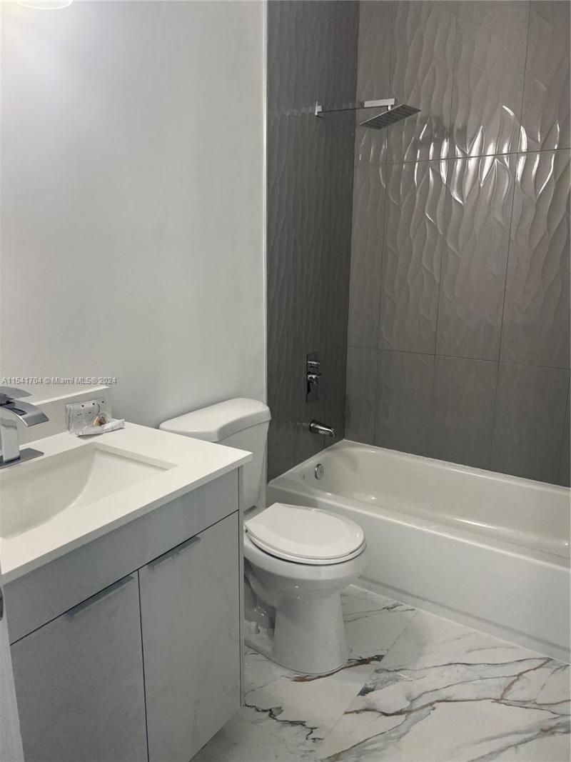 5455 SW 60 Ct, Miami, FL 33155 Photo