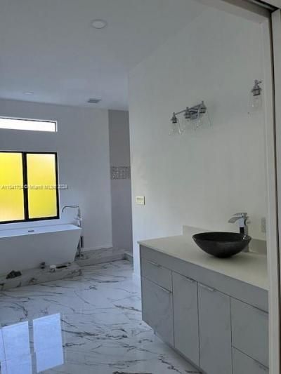 5455 SW 60 Ct, Miami, FL 33155 Photo