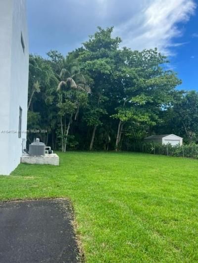 5455 SW 60 Ct, Miami, FL 33155 Photo