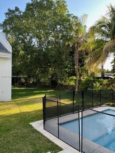 5455 SW 60 Ct, Miami, FL 33155 Photo