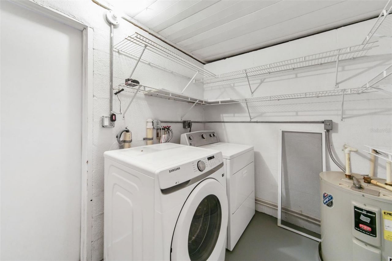 3915 Schwalbe Drive, Unit 128, Sarasota, FL 34235 Photo
