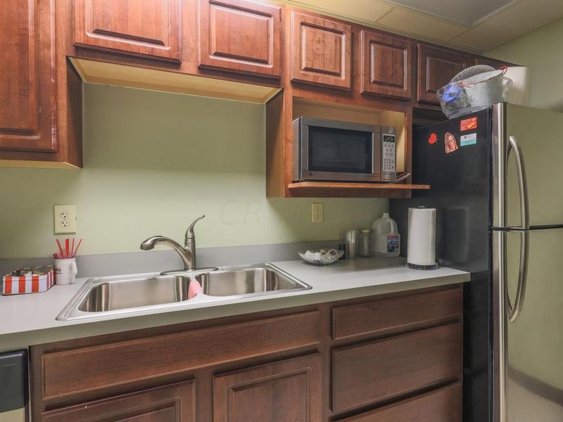 5830 N High Street, Worthington, OH 43085 Photo 12