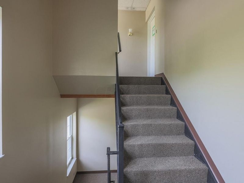 5830 N High Street, Worthington, OH 43085 Photo 14