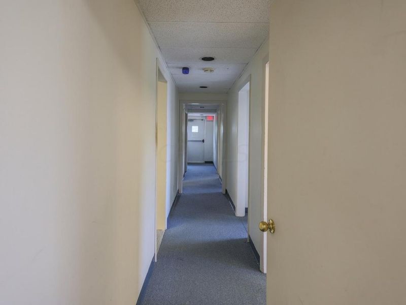 5830 N High Street, Worthington, OH 43085 Photo 16