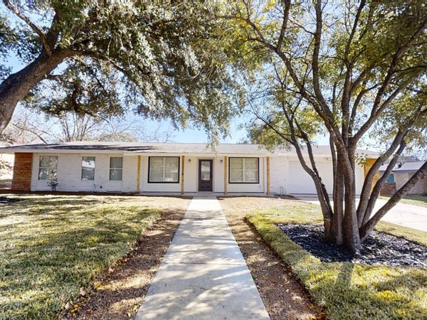11214 JANET LEE DR, San Antonio, TX 78230