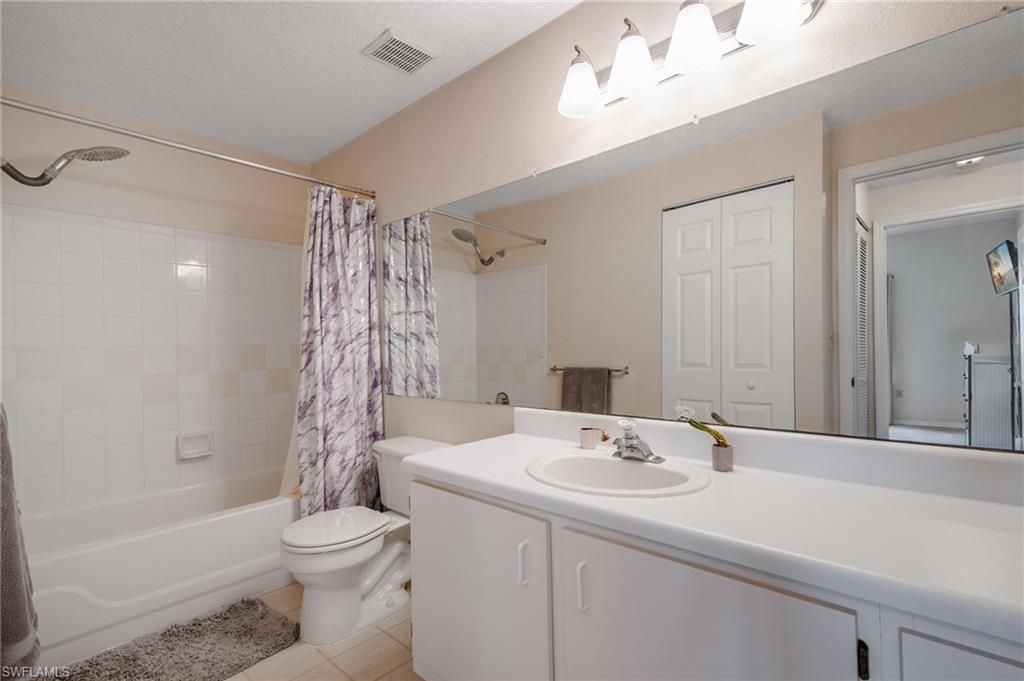11490 Villa Grand, Unit 221, Fort Myers, FL 33913 Photo