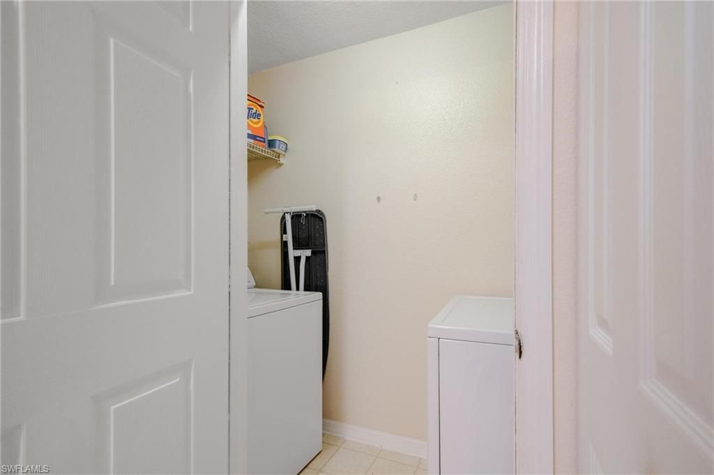 11490 Villa Grand, Unit 221, Fort Myers, FL 33913 Photo