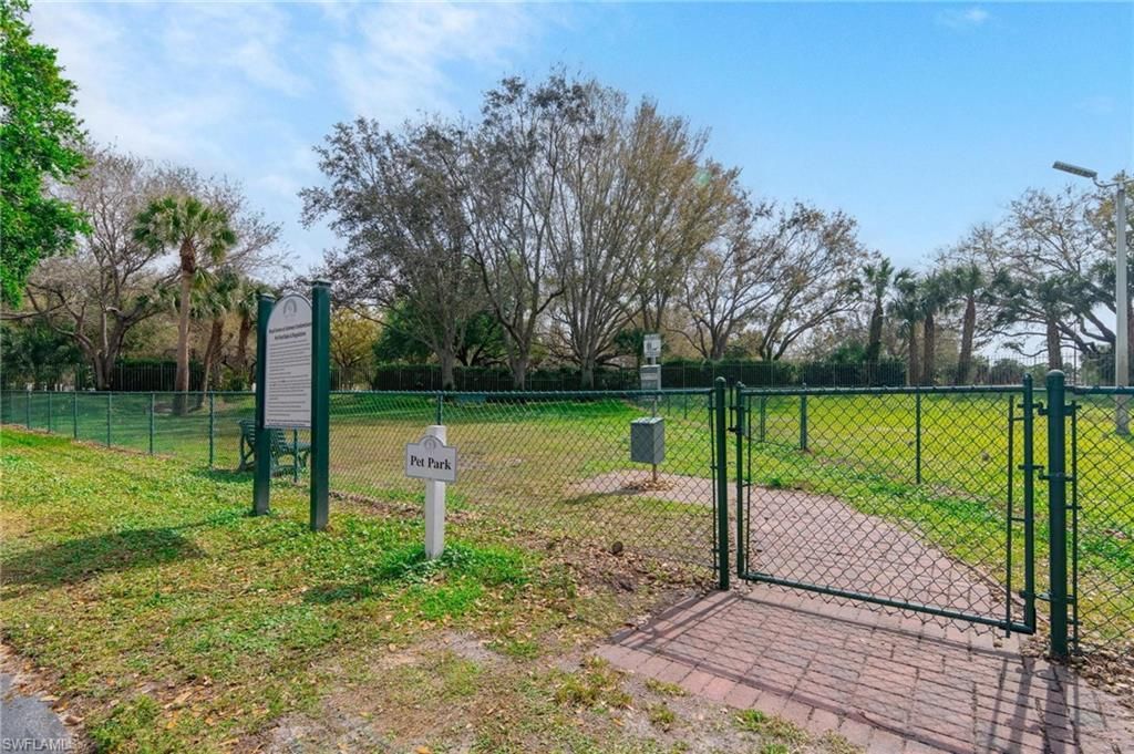 11490 Villa Grand, Unit 221, Fort Myers, FL 33913 Photo